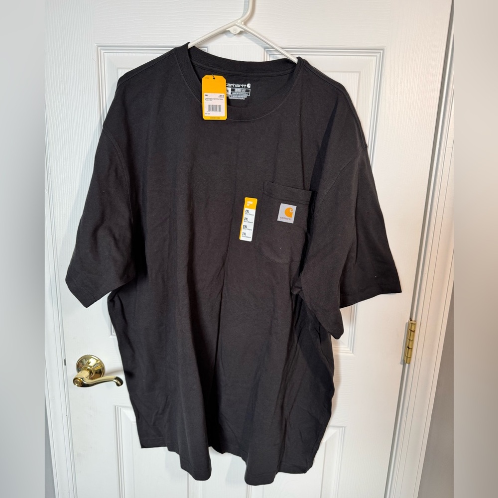 NWT - Men’s Carhartt t-shirt